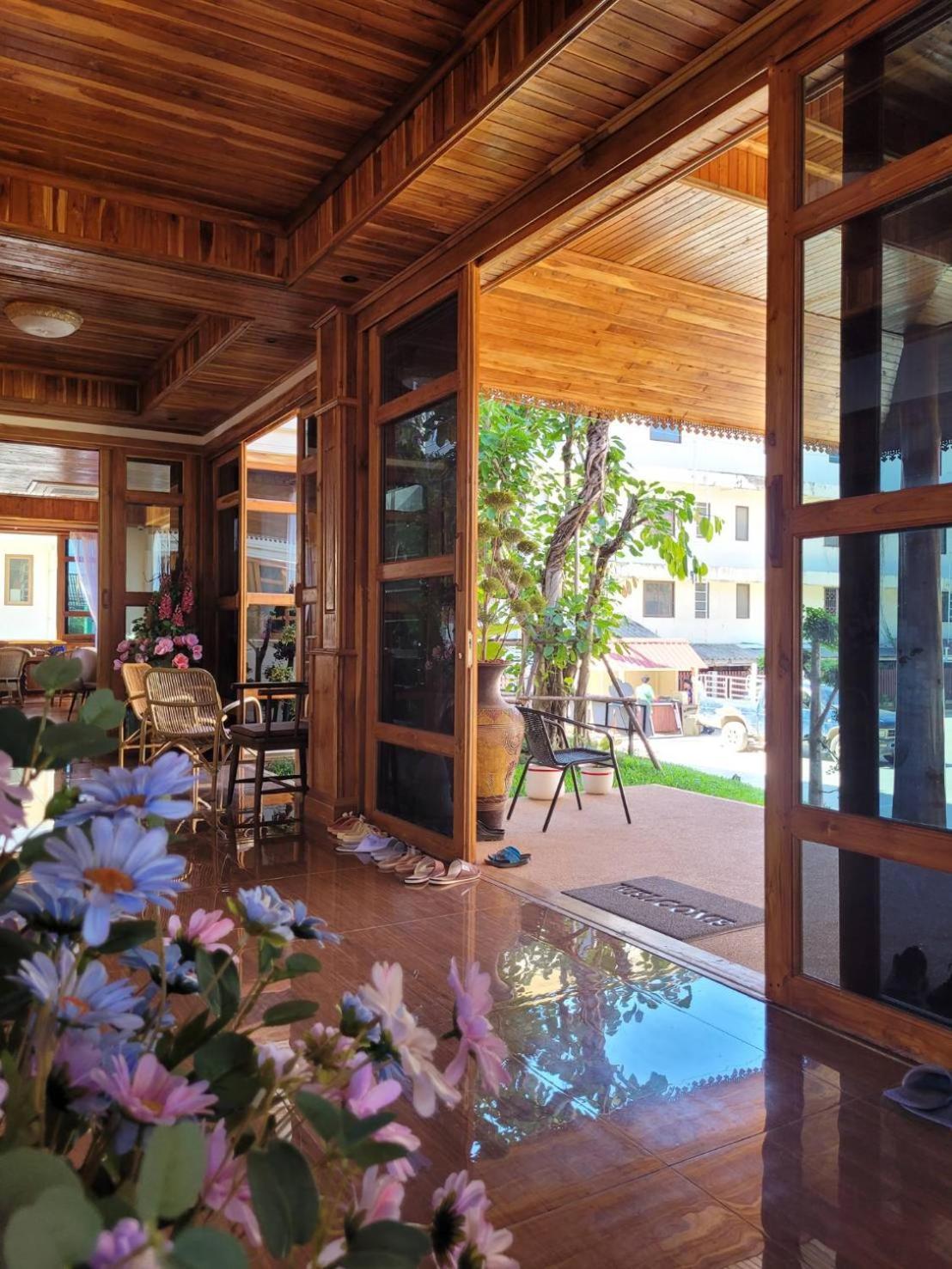Kum-Chan House Hotel Nan Ngoại thất bức ảnh
